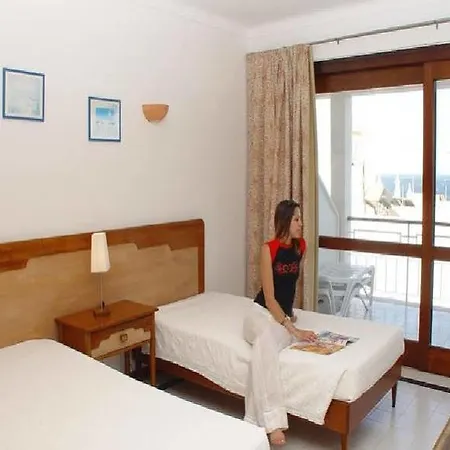 Apart Otel Do Parque 4*