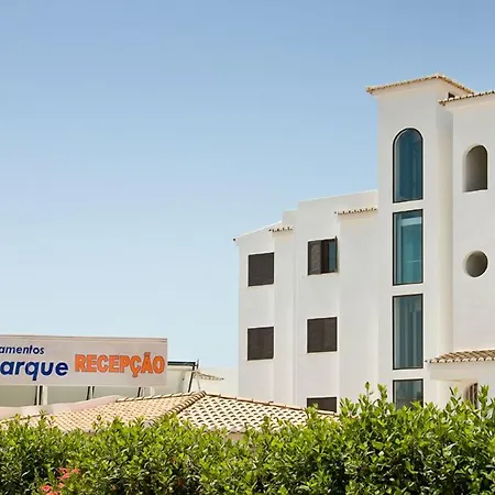 Do Parque Αλμπουφέιρα